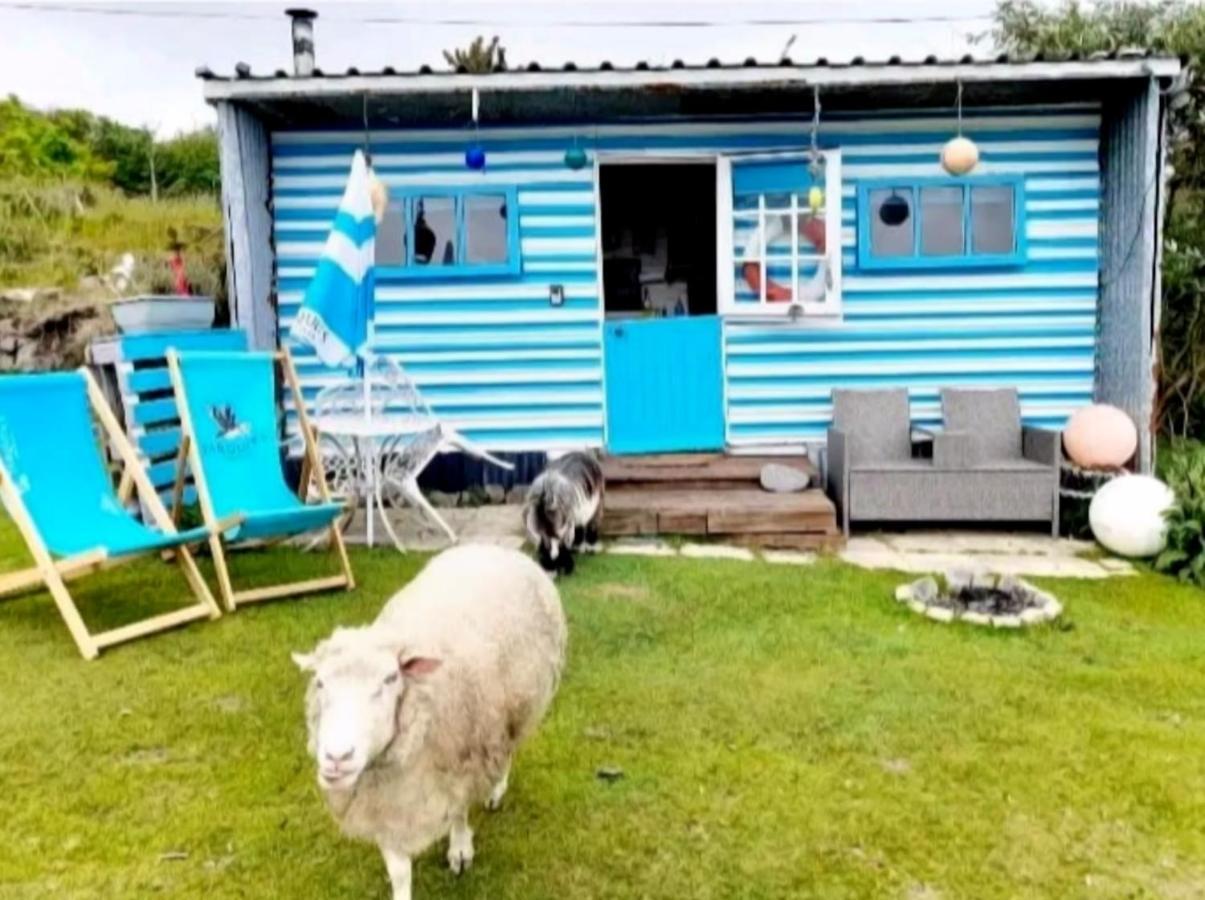 Hotel Treguth Glamping Unique Experience - Themed Huts Saint Day Exteriér fotografie