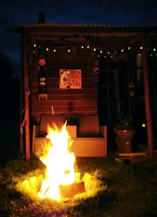 Hotel Treguth Glamping Unique Experience - Themed Huts Saint Day Exteriér fotografie