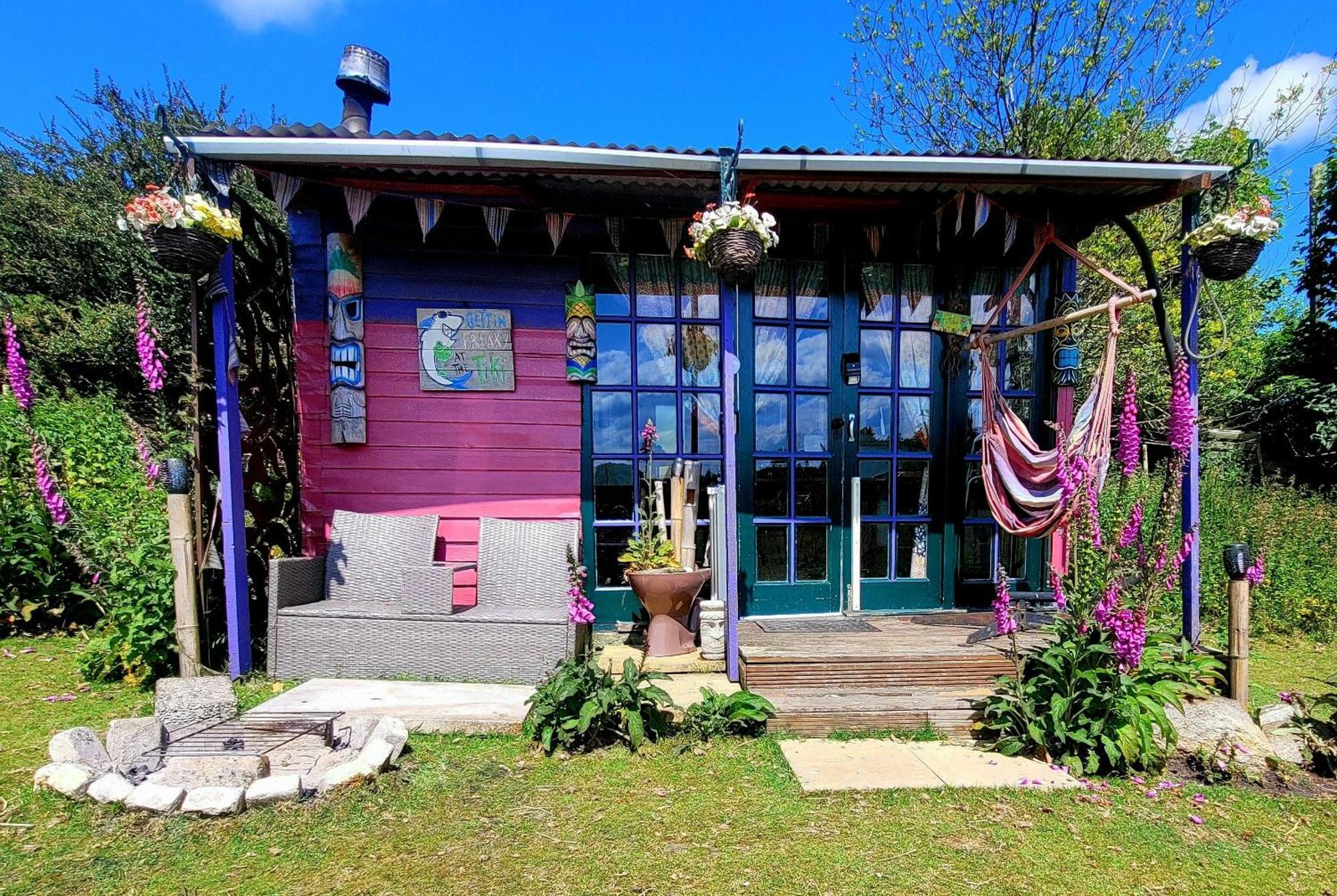 Hotel Treguth Glamping Unique Experience - Themed Huts Saint Day Exteriér fotografie